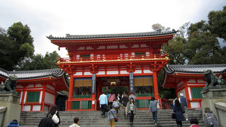 京都を代表する神社。