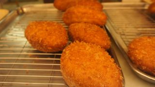 正統派のカレーパンです