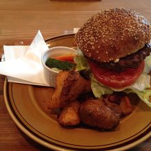 CBバーガー　940円