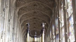 チャペルの扇型ヴォールトが美しい