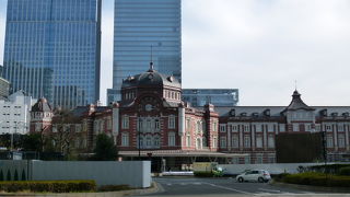 丸の内駅舎は歴史と風格を感じます