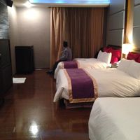 3人で泊まりました。手前がエキストラです。