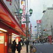 日本橋から難波駅へ続く電気街っぽいお店が多めな商店街