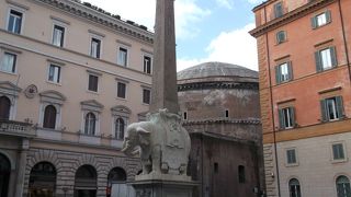 象の背中に乗った・・・