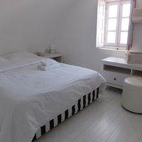 ２階の心地良いベッドルーム