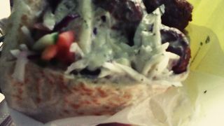 パリのＢ級ボリューミーグルメ！！