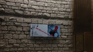 住宅街の中の美術館