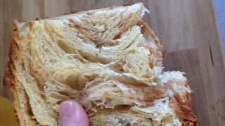 デニッシュ食パン工場