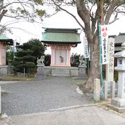 愛知用水神社・・・水の守り神のよう