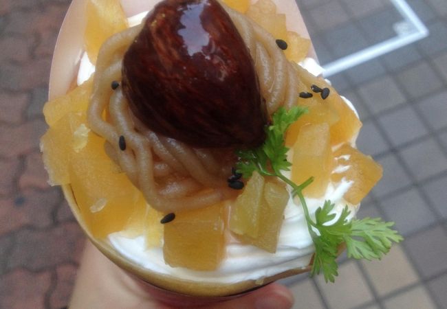 お米のクレープ