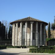 円形の神殿