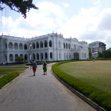 コロンボ国立博物館