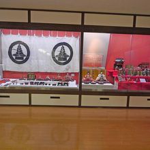 ひな人形展示