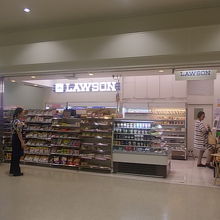 ２Ｆ店舗の外観