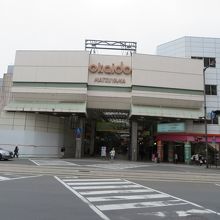 大街道商店街入り口（三越となり）