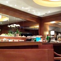 シェラトンクラブラウンジ　ビールは無し。ワインやマルティーニ