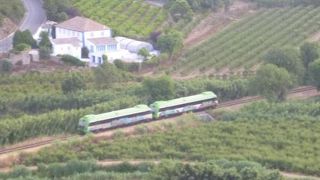 オビドス駅は無人駅で二車両しか走っていない！？