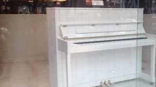 カワイピアノの専門店