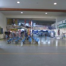 ターミナル内の様子