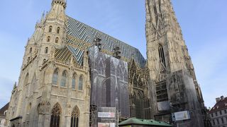 世界遺産のシュテファン寺院