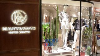 FREEDAMとSTANDARDな精神のウェア