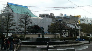 商店街散策の小休止にちょうどいい公園