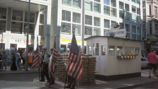 実際にあった事とは思えない歴史の一部を学ぶことができます。