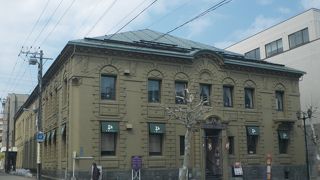 小樽市指定歴史的建造物　第６号　旧北海道銀行本店 