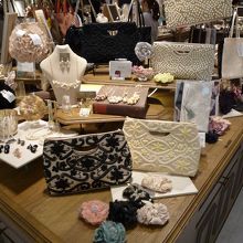 プチバッグなどもあります