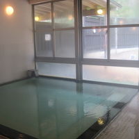 シンプルな内風呂です