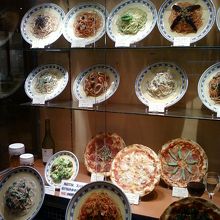 １０００円未満のパスタもあります。