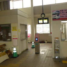 長与駅