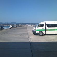 帰りも港まで送迎してくれます