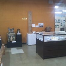 企画展の展示室内の様子