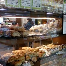 特にパンがおすすめ。