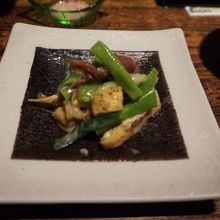 ホタルイカと九条ネギの酢味噌和え。