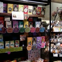 たくさんの品物があります。