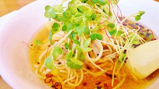 ハワイアンムードのお店　(＠_＠;)