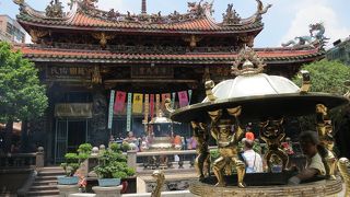 多くの参拝客がいました♪