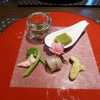 メインダイニング「旬房　淡悦」でのオリジナル懐石