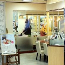 こちらがカフェスペースです