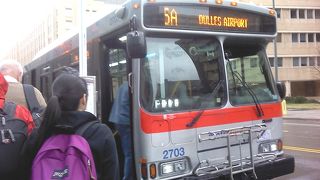 安くダレス空港へ