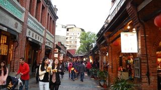 豆腐が美味しい老街