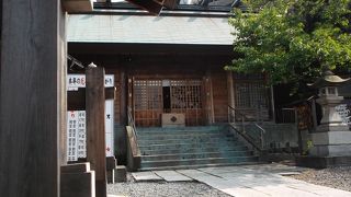 元は山手地区の神社だった・・ここで健在