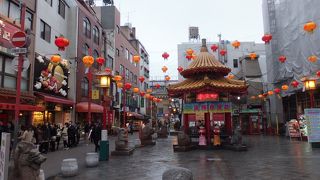 横浜の中華街より小さいですが、食べ物はおいしかった
