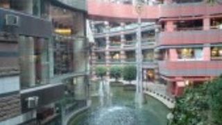 買い物をするならば