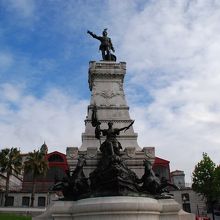 エンリケ航海王子の銅像は素晴らしい