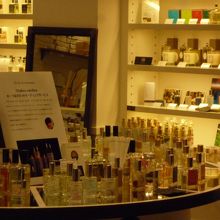 ブランドをとわず、あなたに合ったフレグランスが選べる