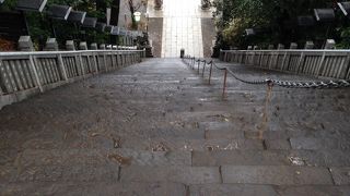 『出世の石段』で有名な「愛宕神社」