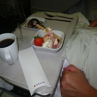 デルタ　ビジネスクラス　デザート